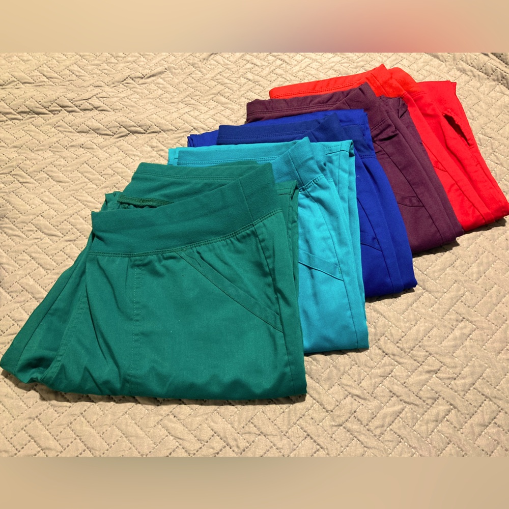 Scrub pants